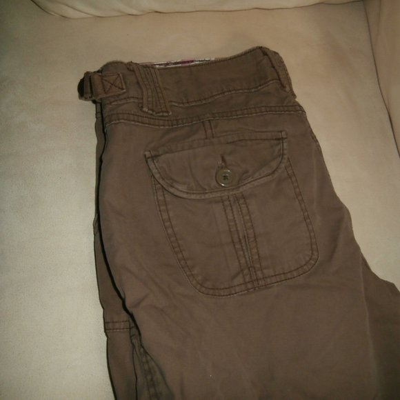 womens cargo shorts - Picture 2 of 8